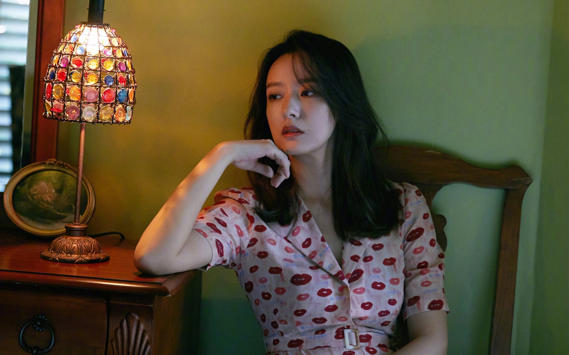 2026 职场女性健身指南：如何利用 10 分钟午休时间进行普拉提拉伸？
